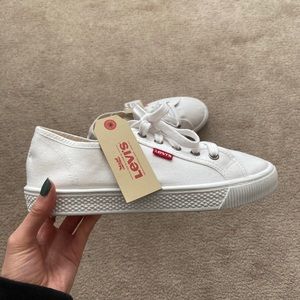 Levi’s White Sneakers